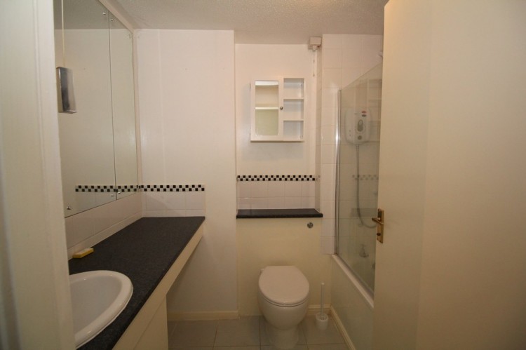 Images for Victoria Drive, Lyneham