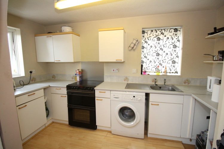 Victoria Drive,Lyneham Michael Antony