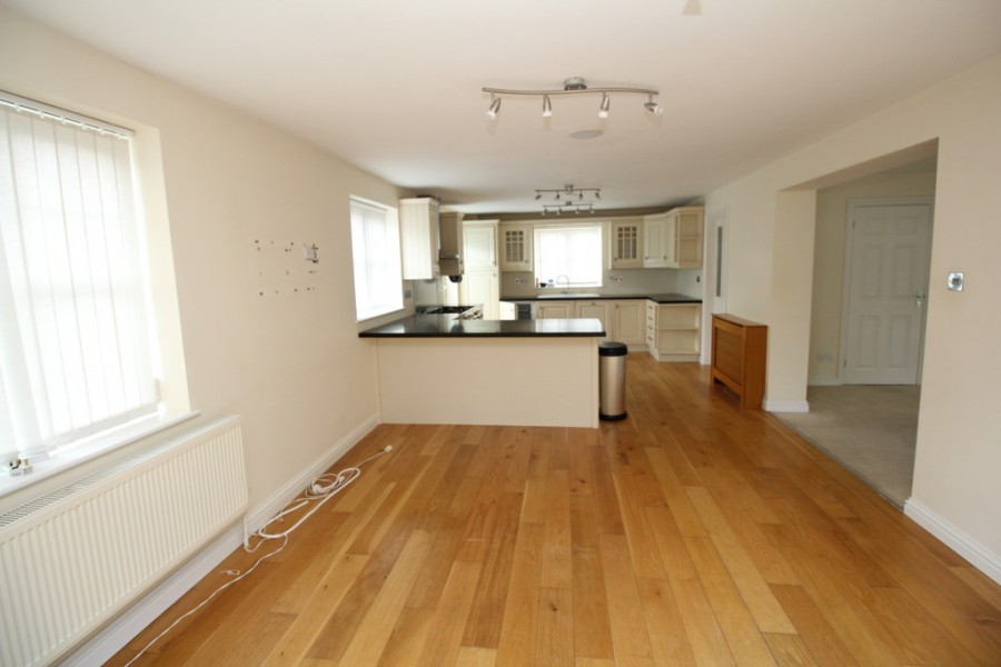 Images for Woodpecker Mews, Cepen Park North, Chippenham